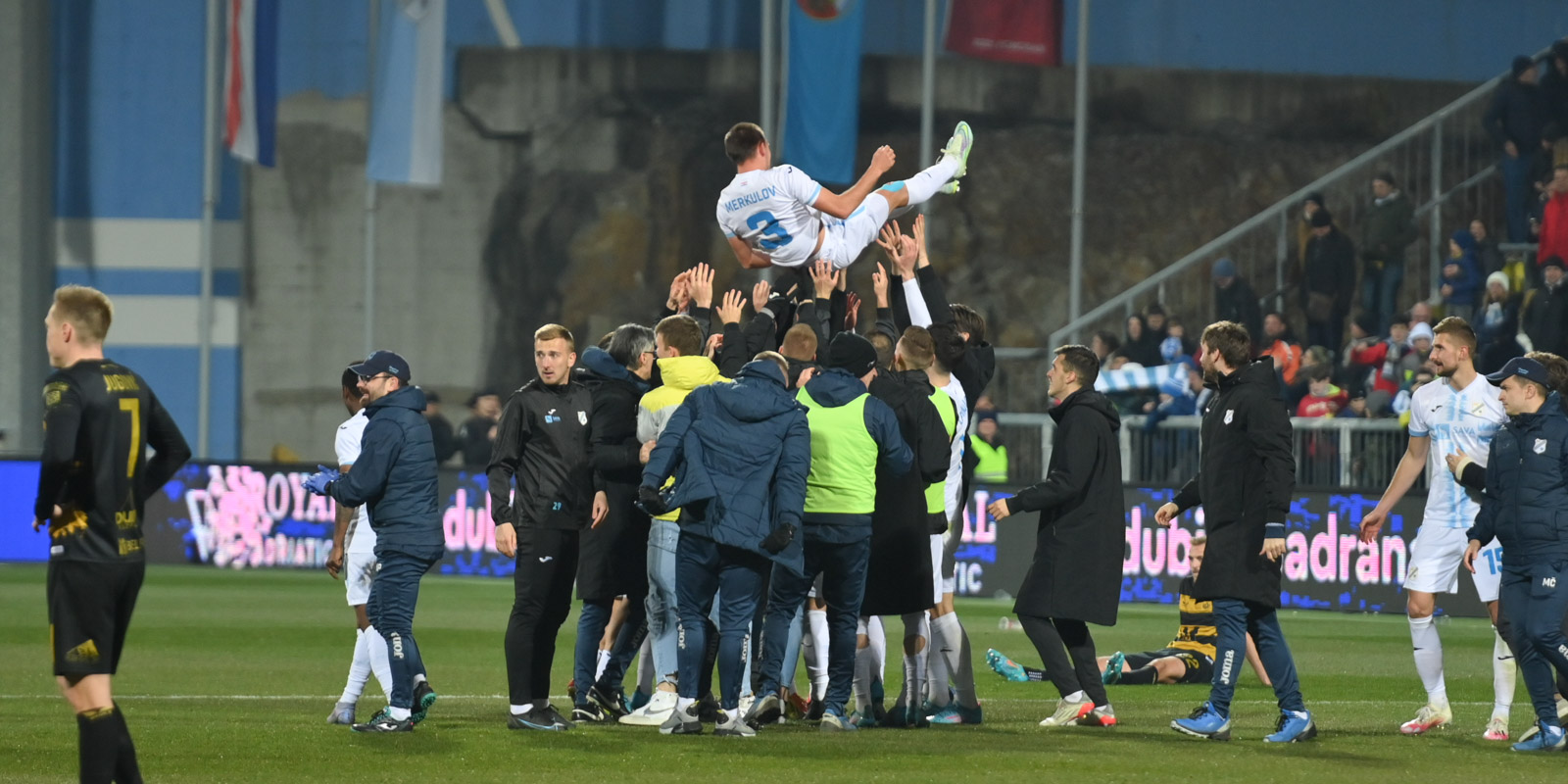 Rijeka - Osijek 3:2, Merkulov u infarktnoj završnici za finale